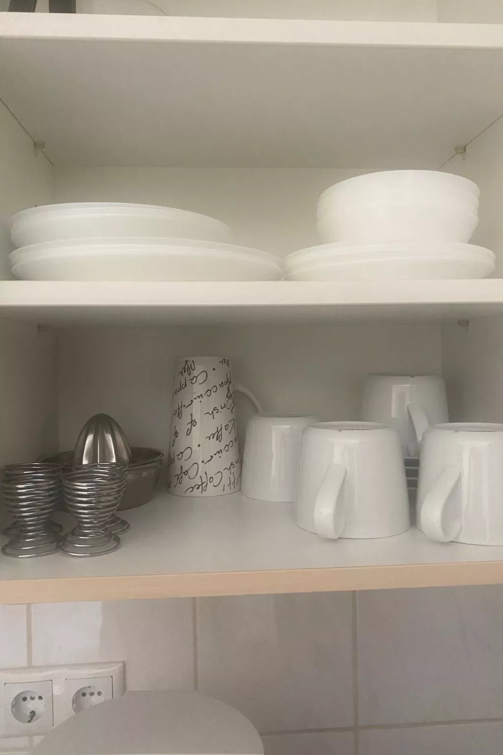 Appartement mit Balkon-Drinnen