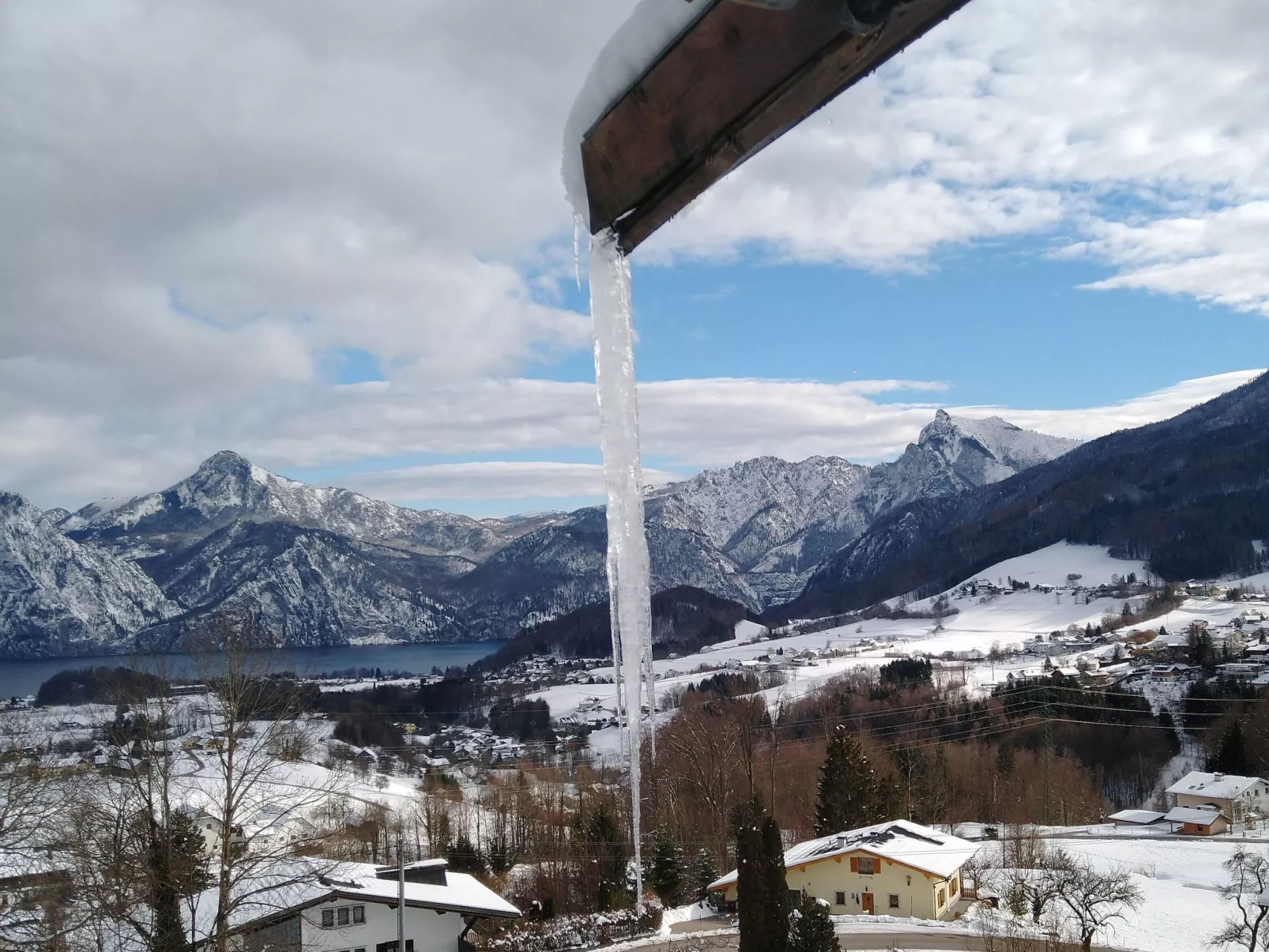 Haus Traunsee-Blick-Draußen