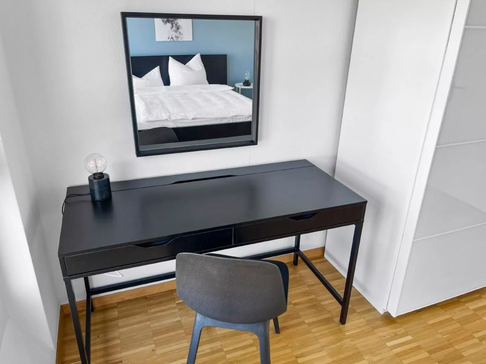 ARISER Zug Central Business Apartment-Inside