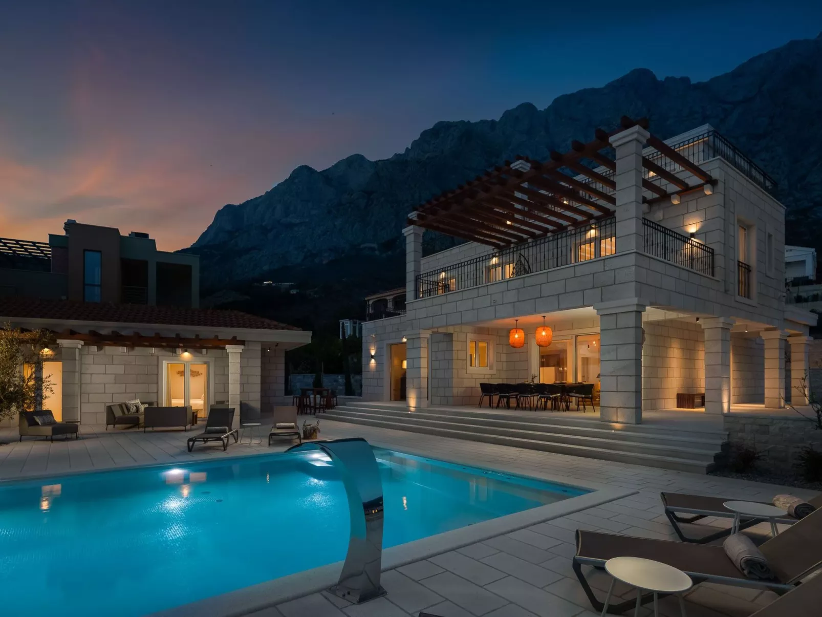 Villa Salvina mit beheiztem Pool-Outside