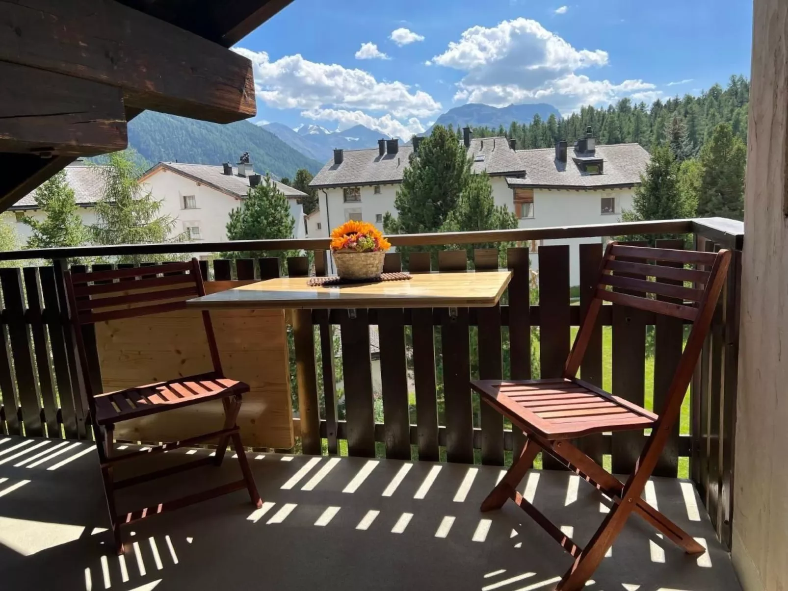 Chesa Calderas-Outside