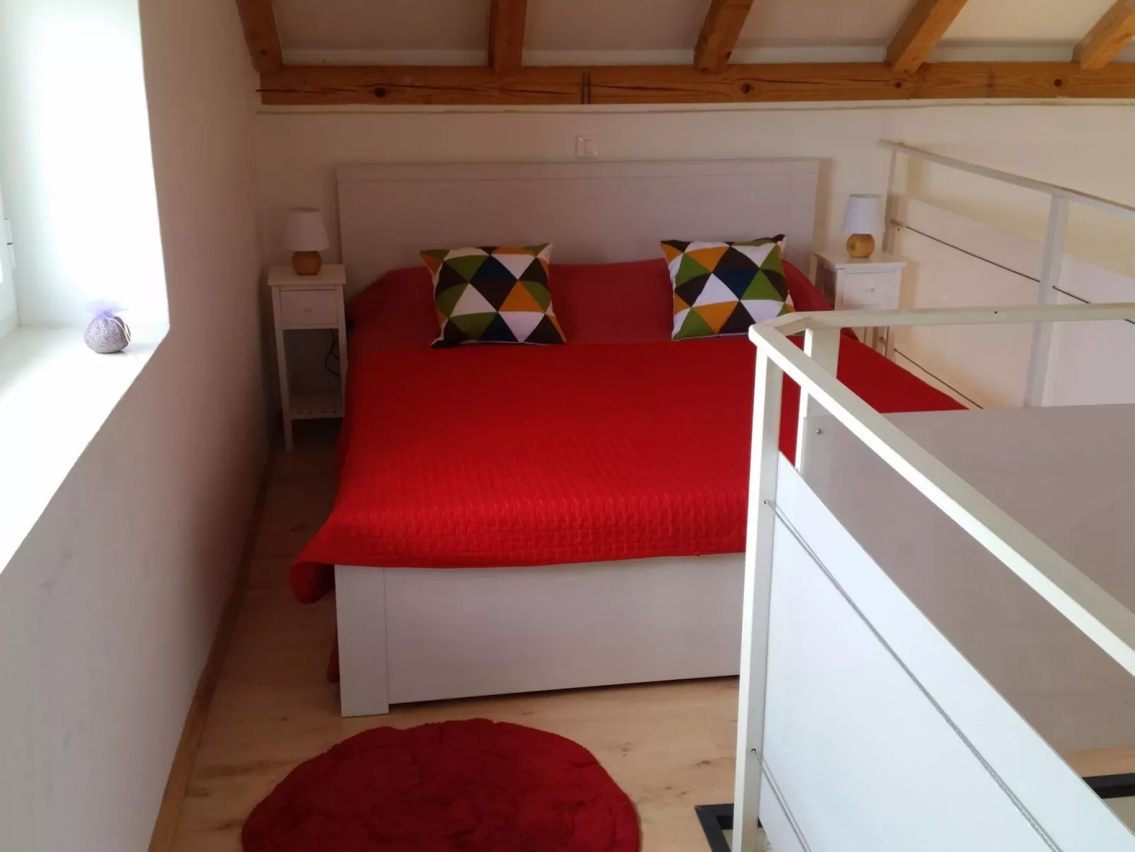 Charmantes Steinhaus mit Pool und Panoramablick-Dedans