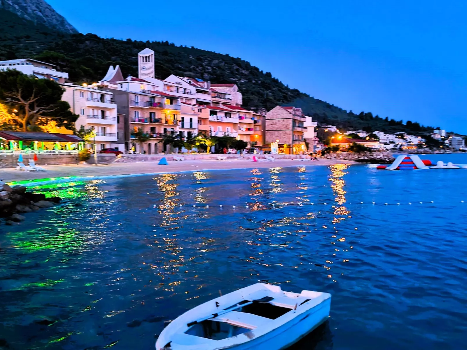 Tolle Wohnung in Drašnice mit Schönem Garten-Outside