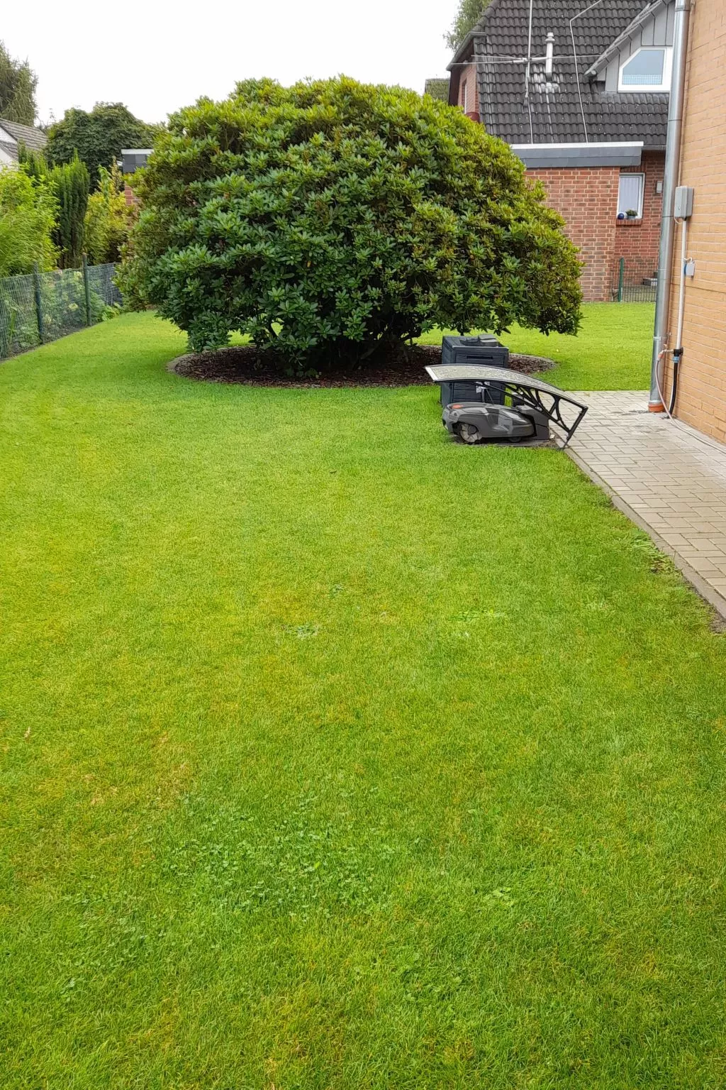 Mit Garten, Grill und Terrasse-Outside