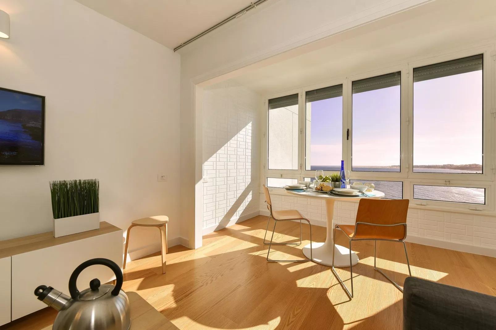APARTMENT BALCON GB/FG-Living room