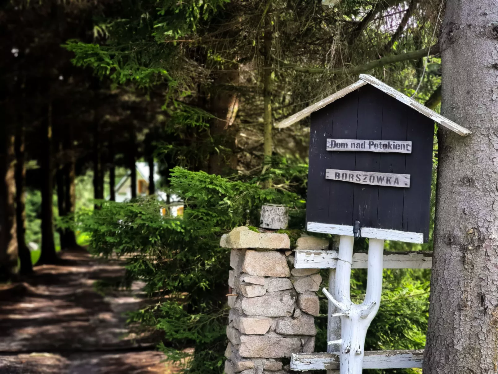 Exklusives Ferienhaus mit Schwimmbad direkt am Wasser-Dehors