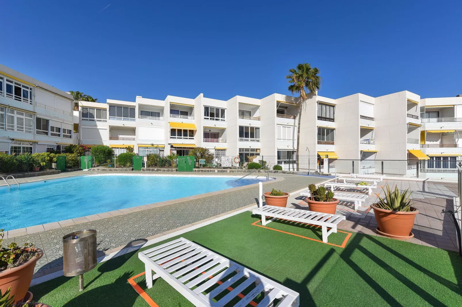 APARTMENT BALCON GB/FG-Facilities