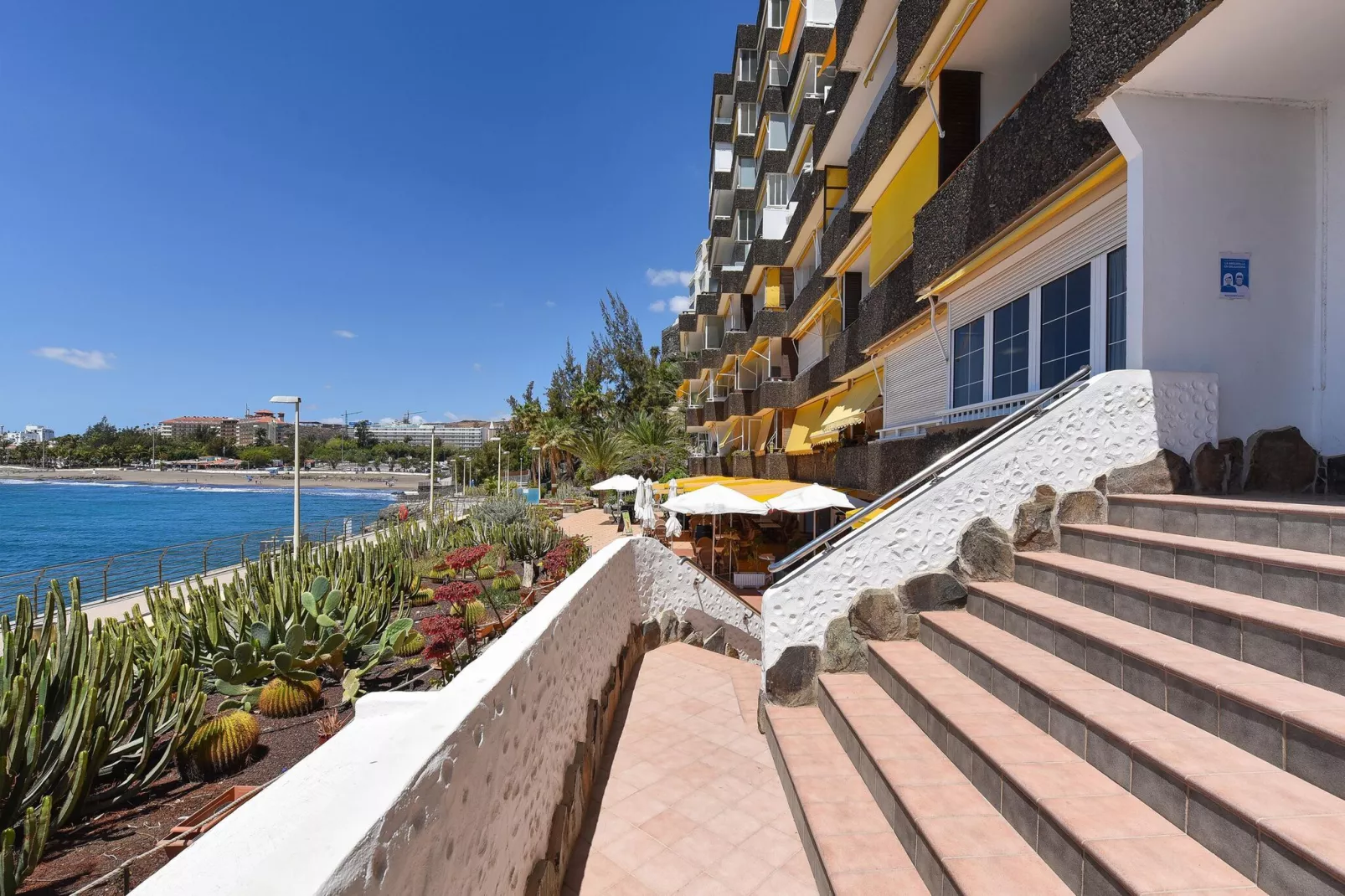 APARTMENT BALCON GB/FG-Areas summer 1km