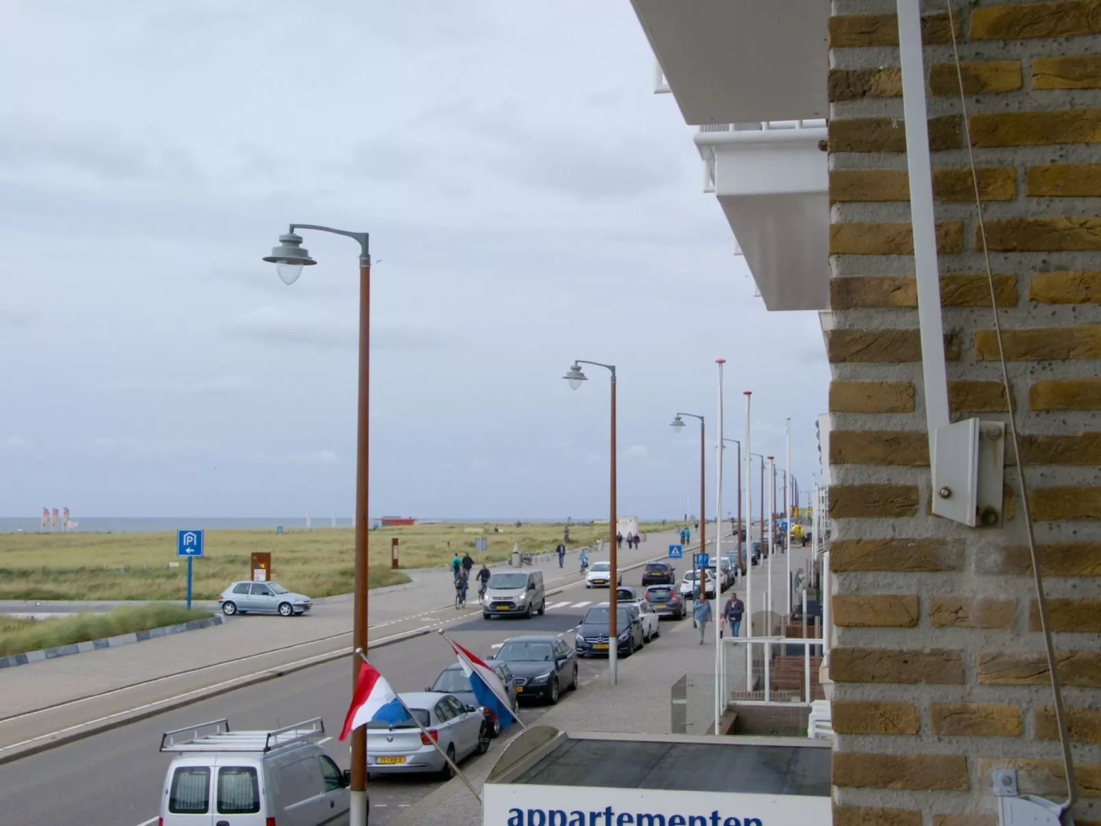 ViewRoyal  Ferienwohnung mit Meerblick in Katwijk-Draußen