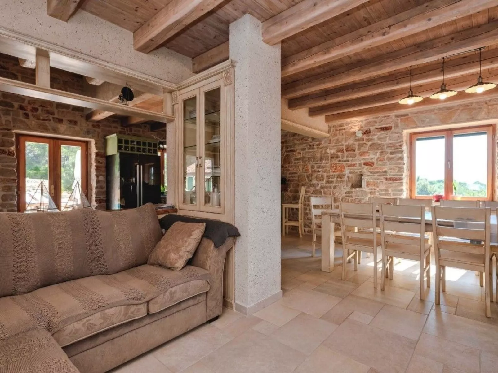 Villa Aristea bestehend aus drei Häusern-Image-tags.info