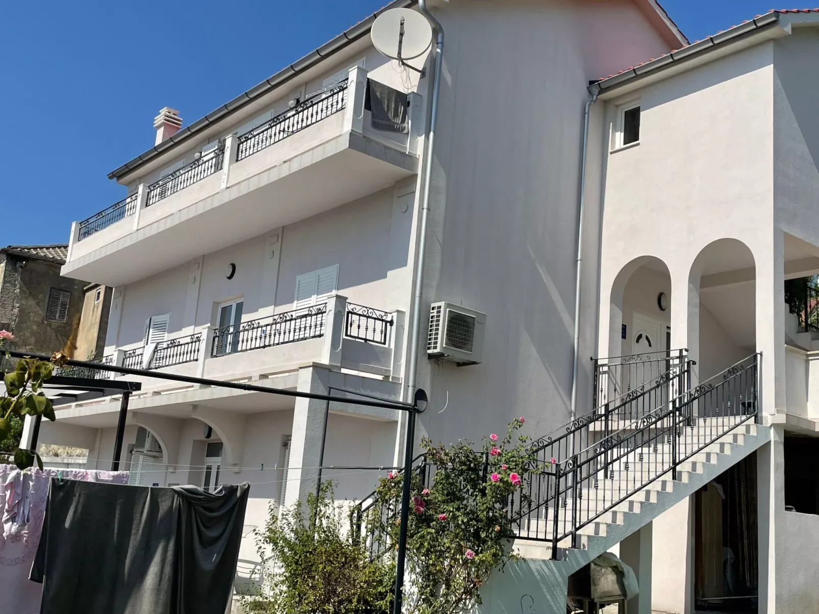 "Sanset" mit Blick auf das Wasser-Draußen