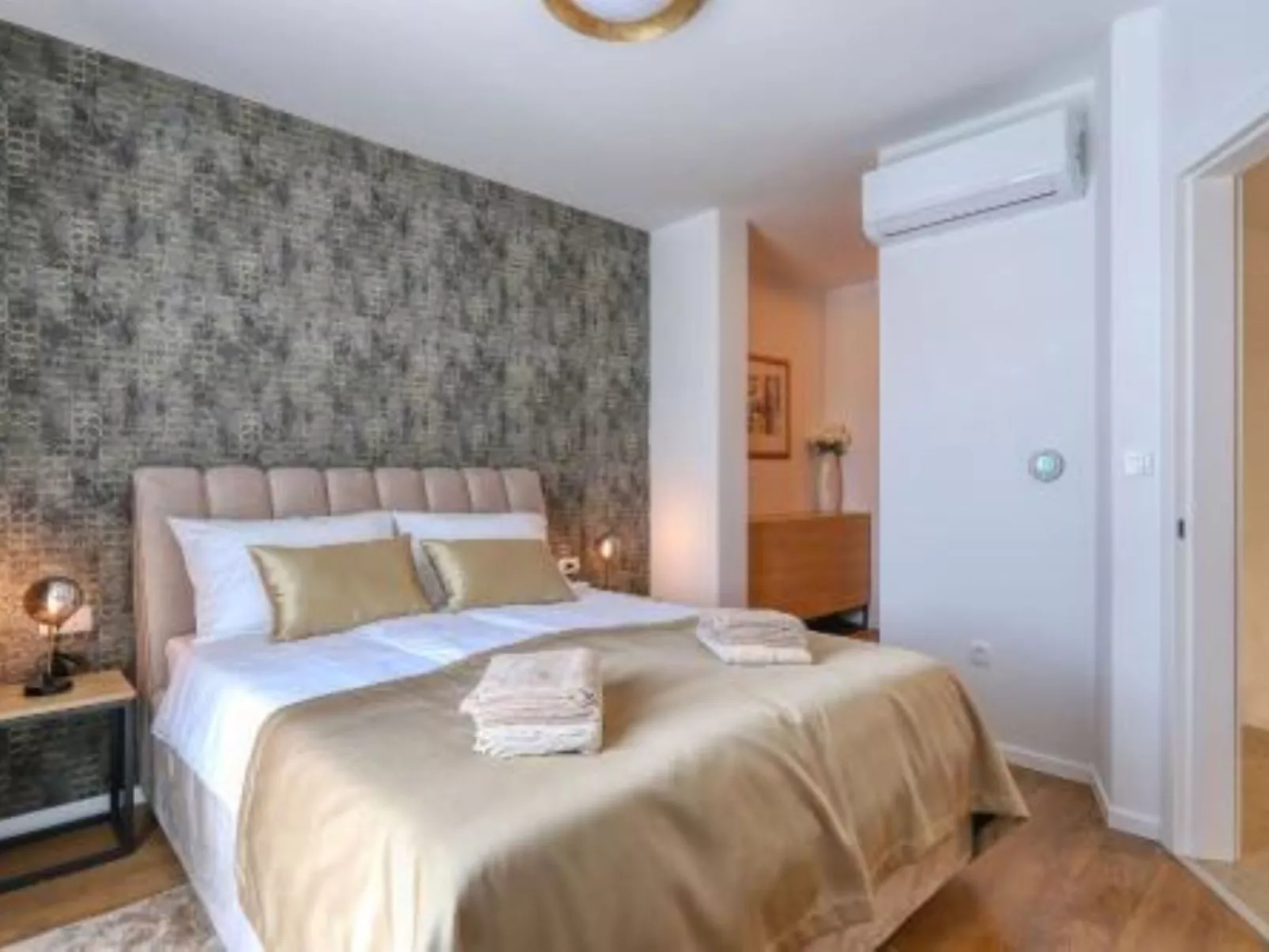 Villa Petra mit beheiztem Pool und Sauna-Inside