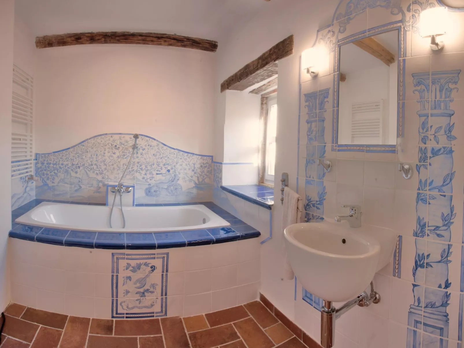 Casa Gaia Grande-Inside