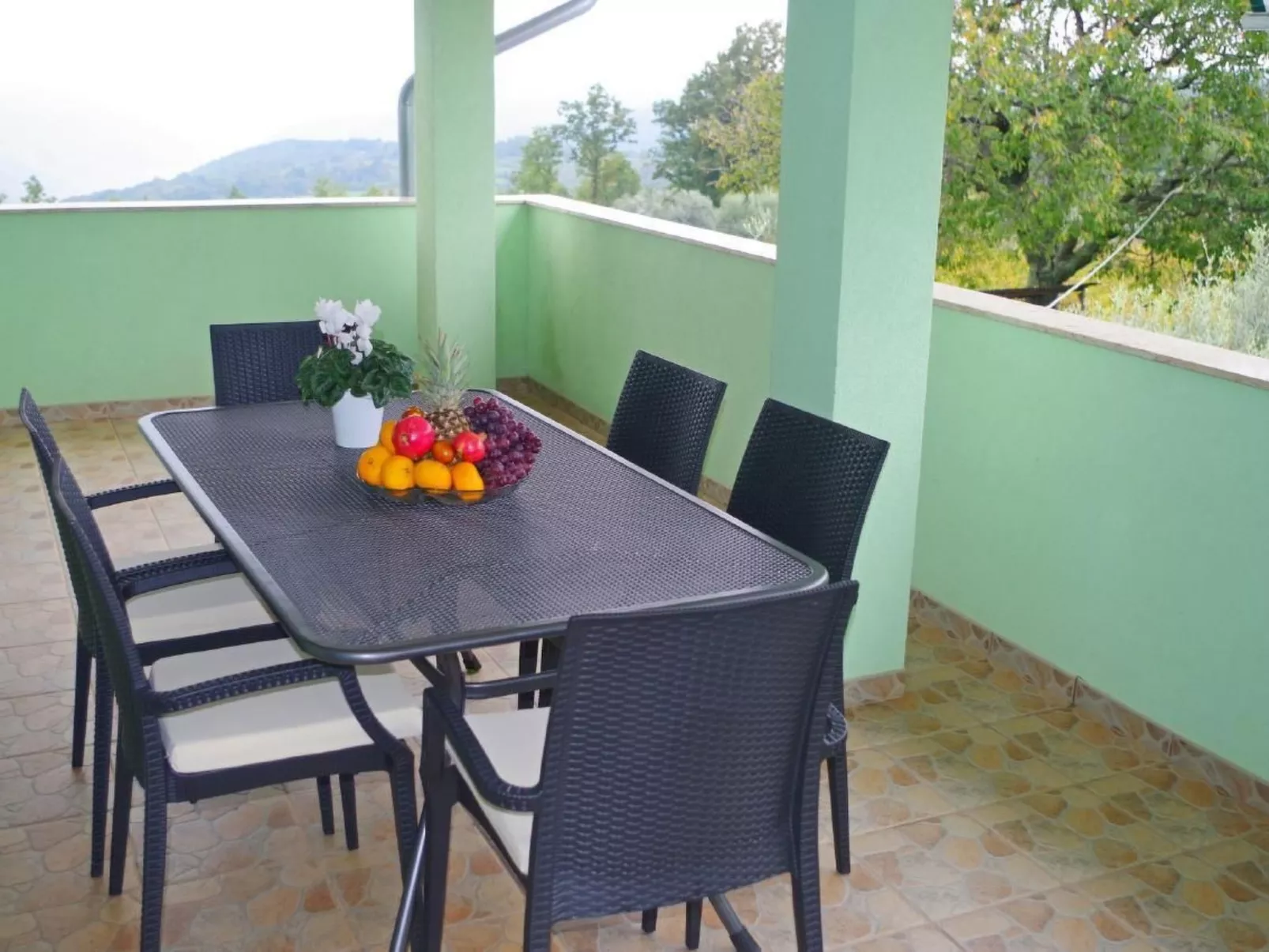 Wohnung mit privatem Pool und herrlicher Aussicht-Outside