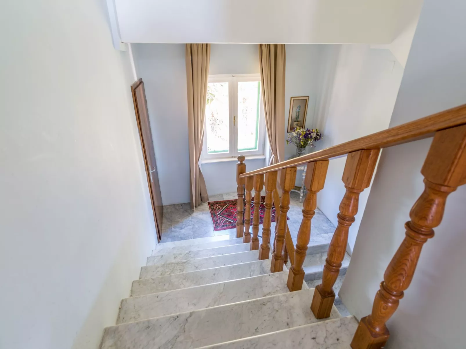 "Penthouse" mit Blick auf das Wasser-Drinnen