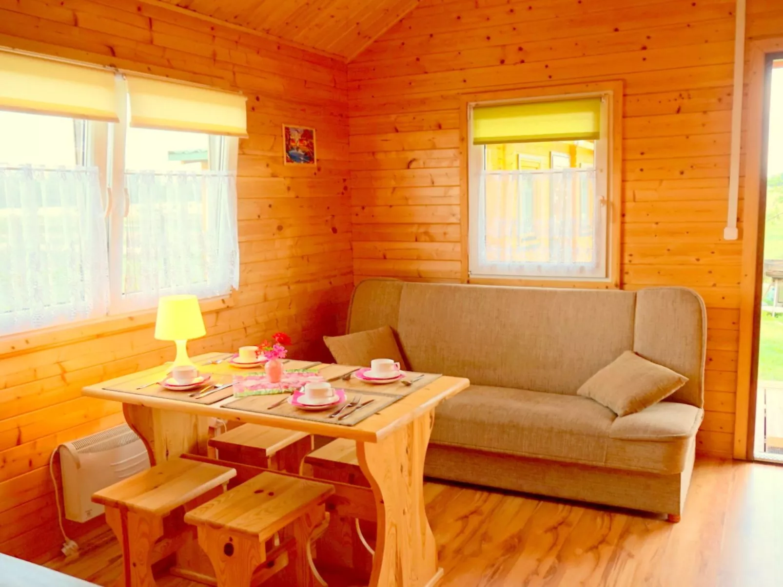 "Verano" mit Privatparkplatz-Drinnen