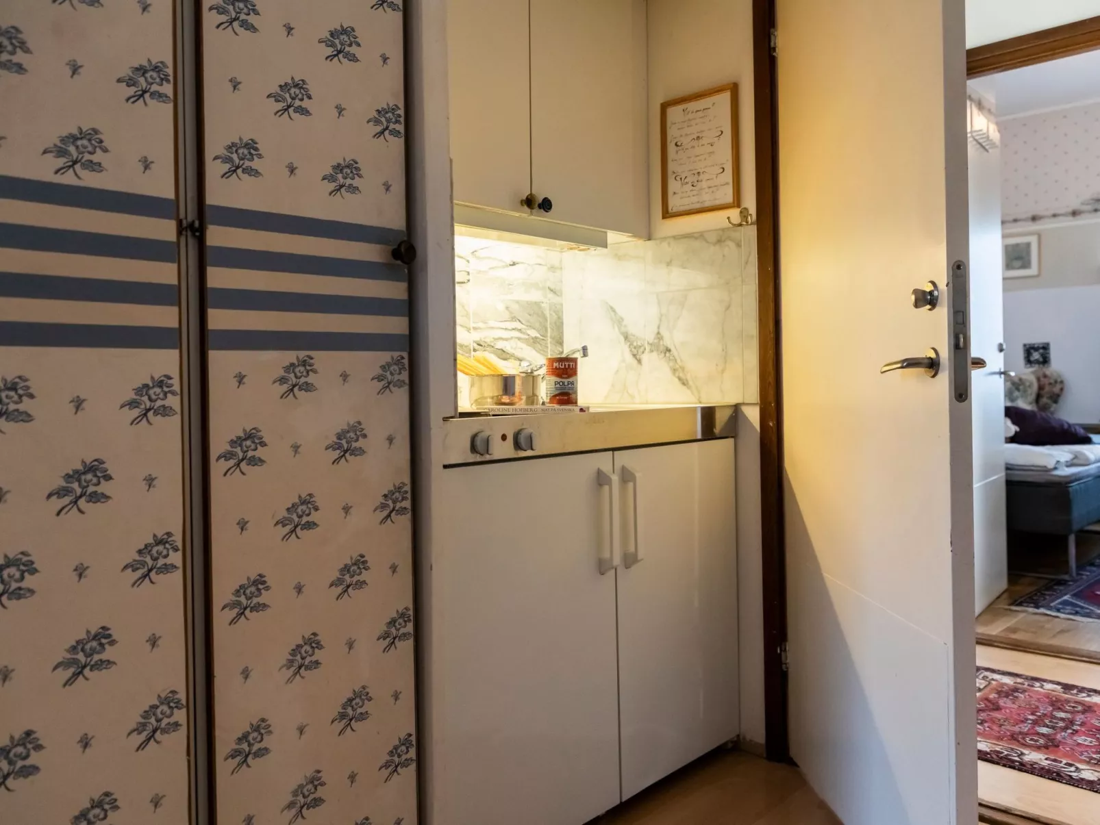 Rosenapartment-Inside