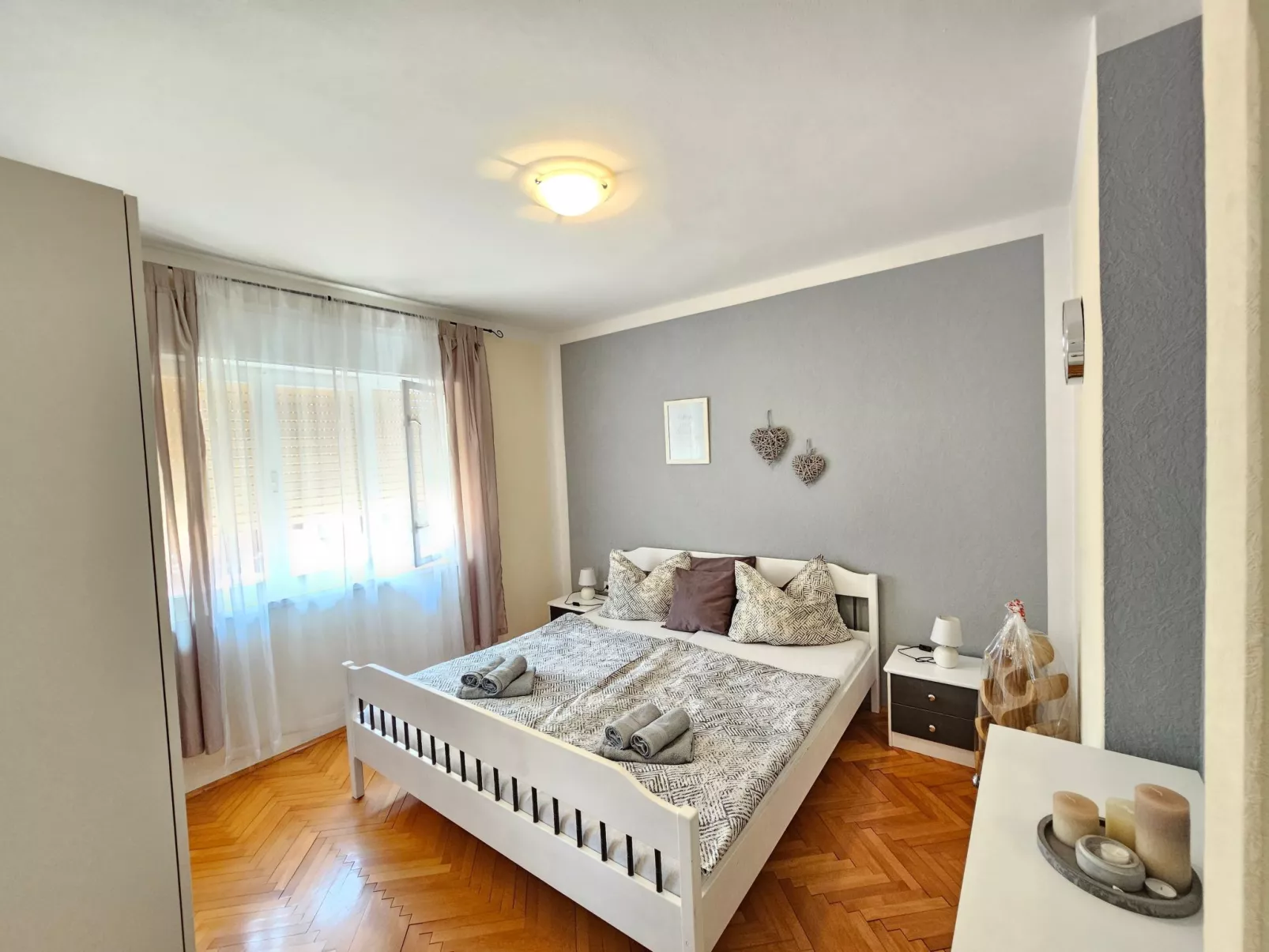 Wohnung für 4 Pers. mit Balkon, tolle Lage-Drinnen