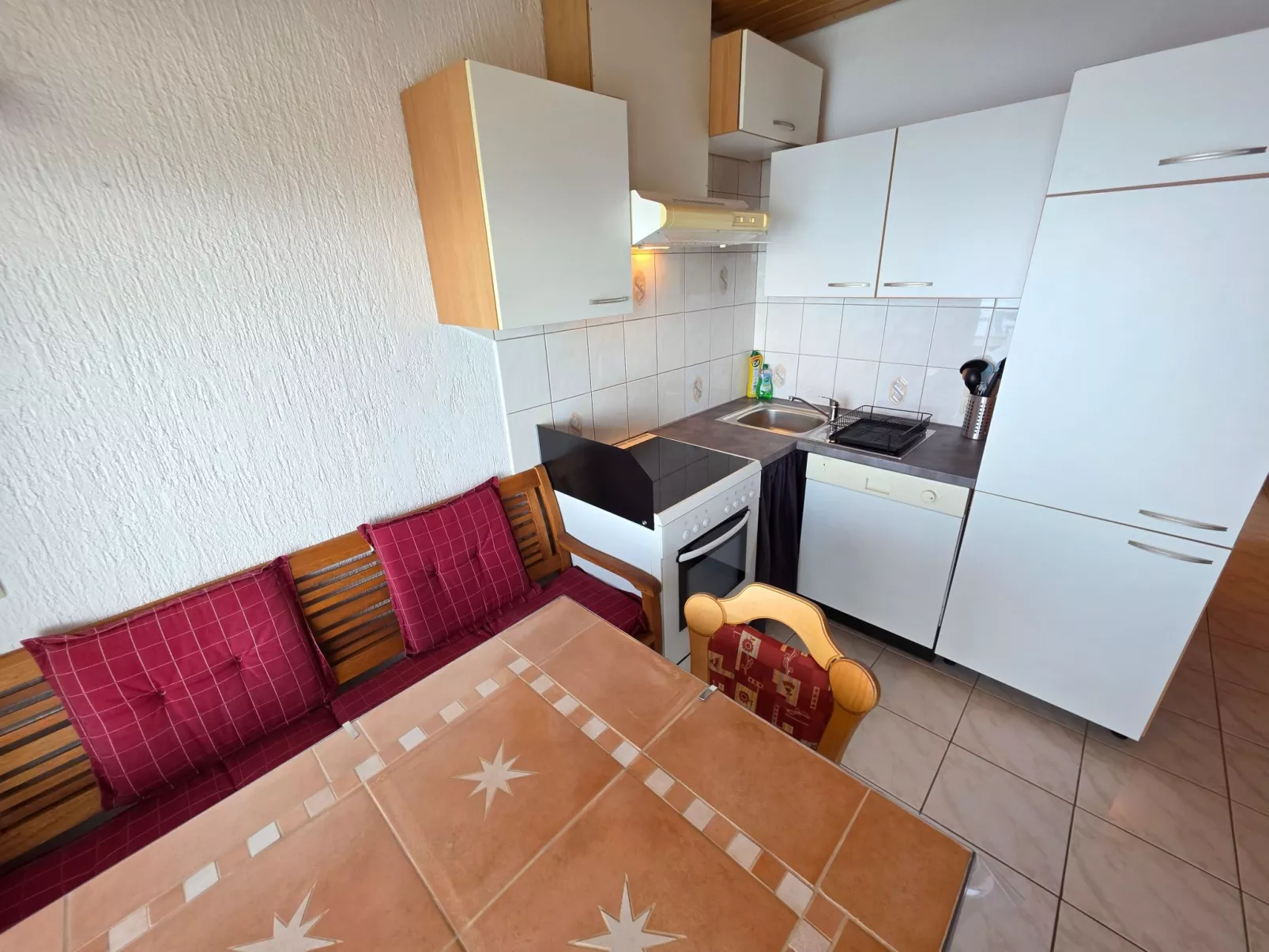 Wohnung mit Balkon, 150 m vom Strand entfernt-Inside