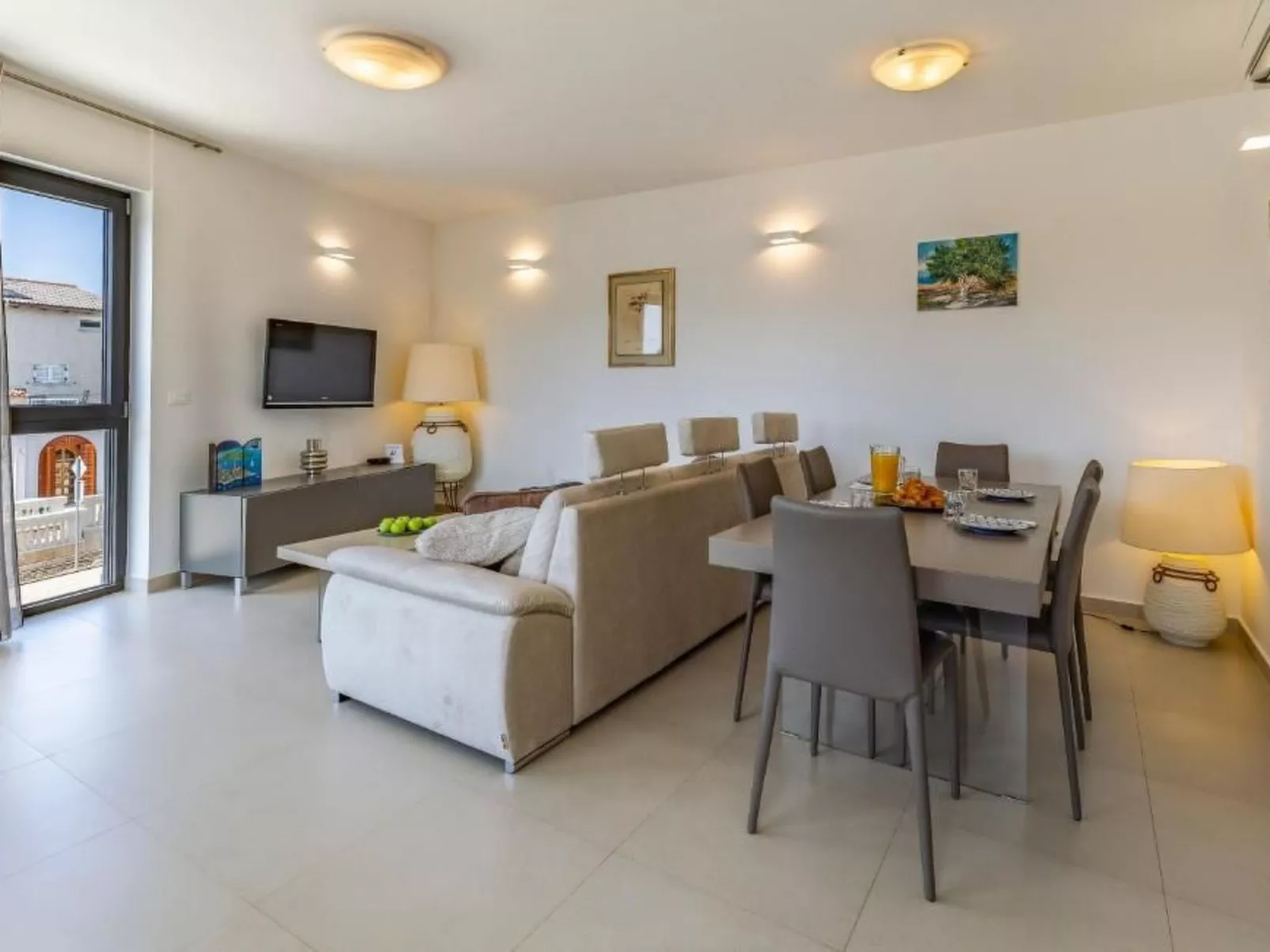 In Rovinj mit privatem Parkplatz-Drinnen