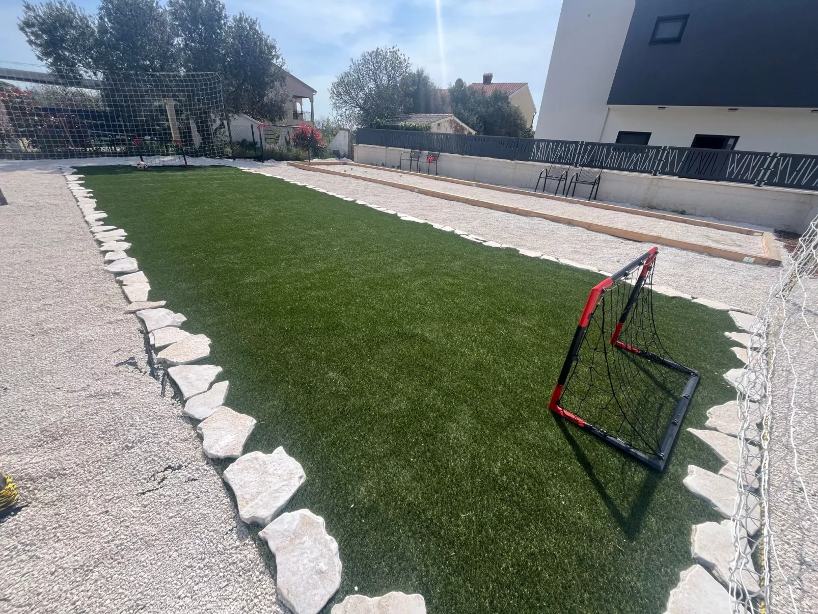 Mit privatem beheiztem Schwimmbad-Dehors