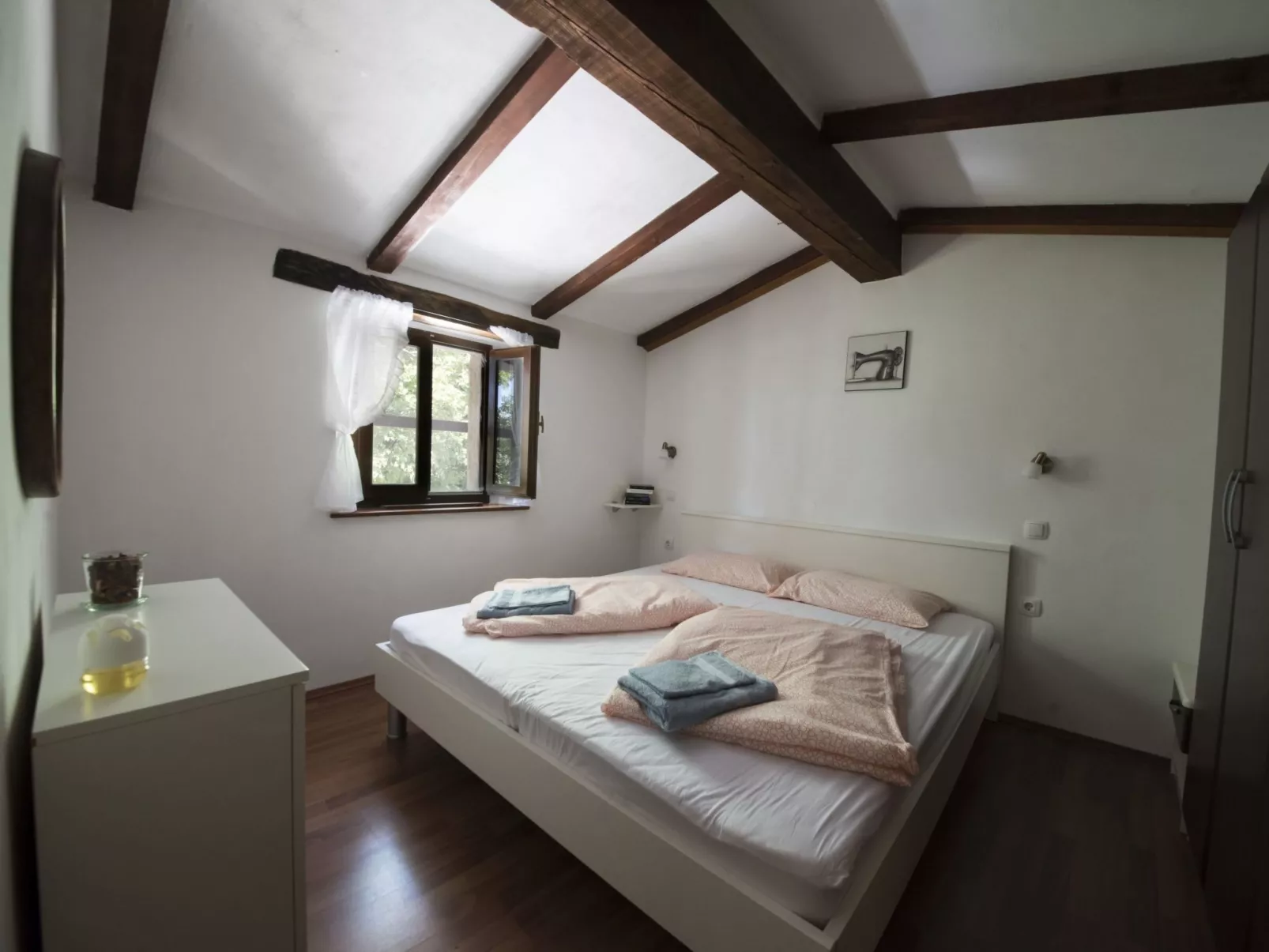 Mit eigenem Pool-Dedans