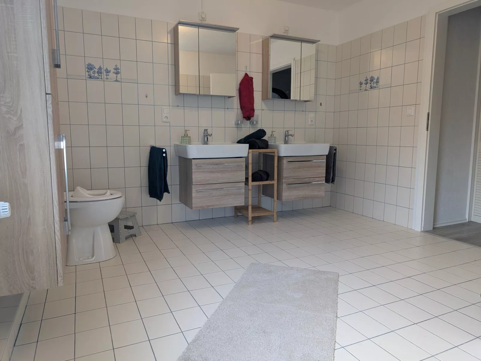 Das Familienreich-Dedans