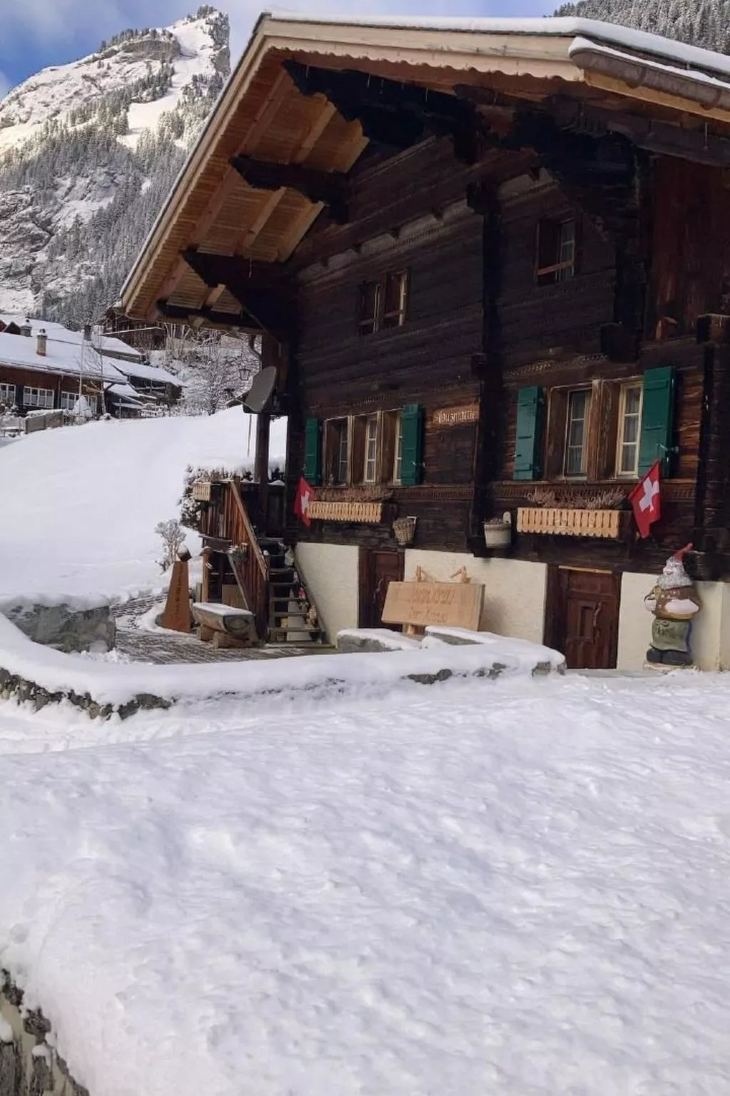 Mit Bergblick-Dehors