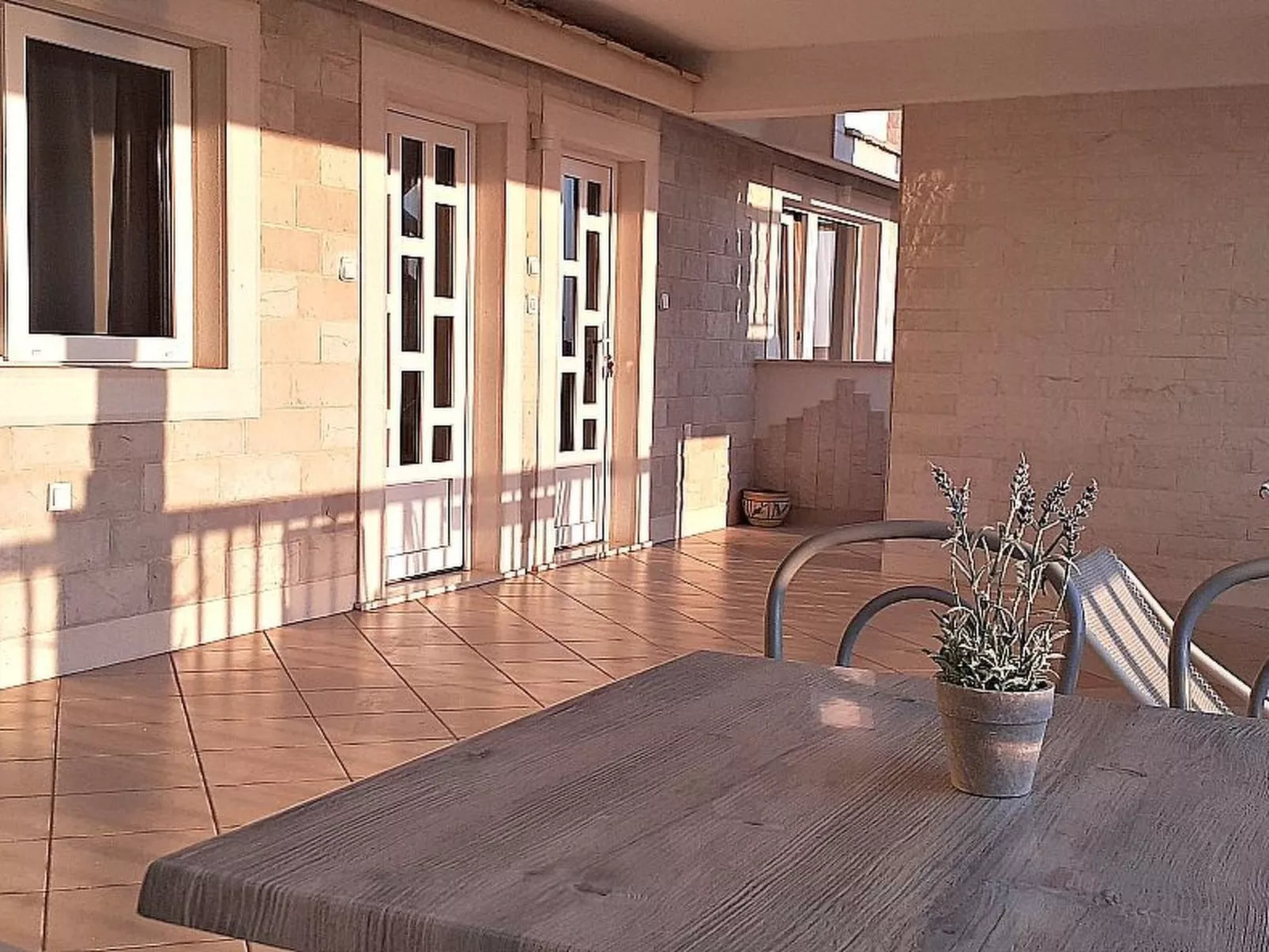 Mit Blick auf das Wasser-Image-tags.info