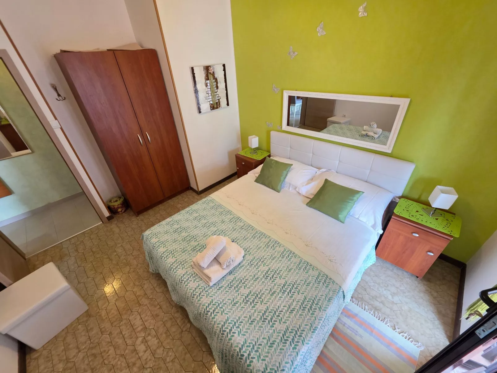 Appartement mit Balkon und Meerblick-Drinnen