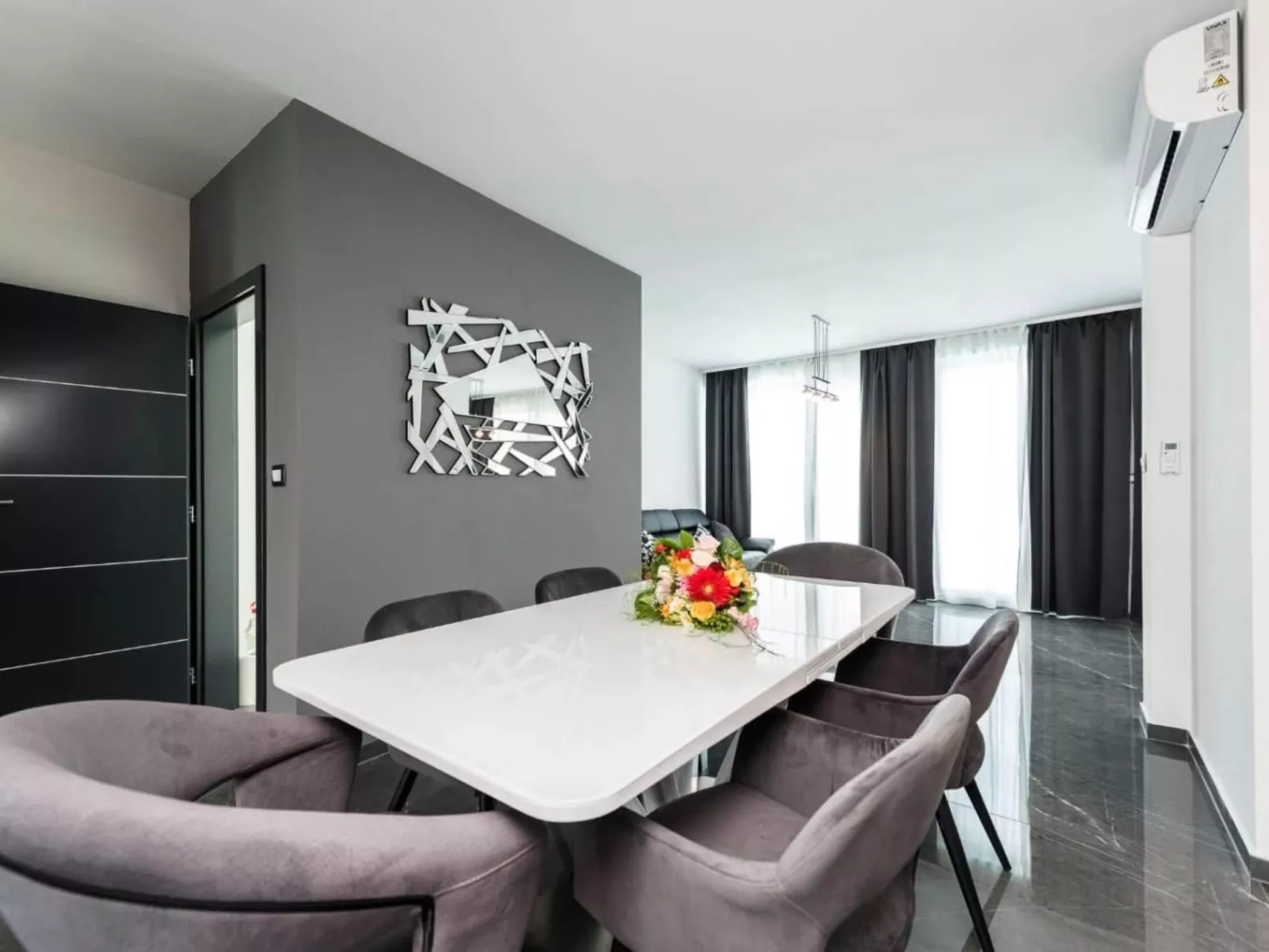 Villa Sandy Bay in Vodice-Dedans