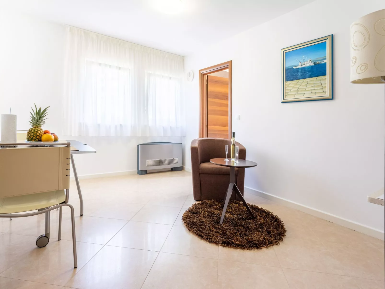 Luxuriöse Ferienwohnung mit Poolblick-Inside