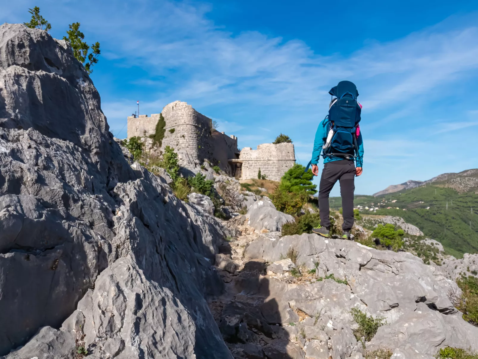 Kleine Wohnung in Omiš mit Privatem Balkon-Umgebung