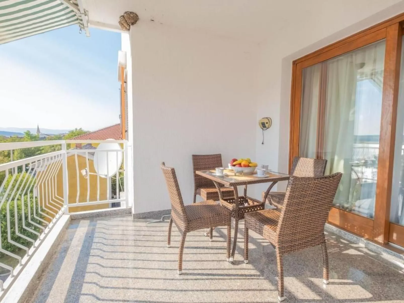 Appartement in Jadranovo-Draußen