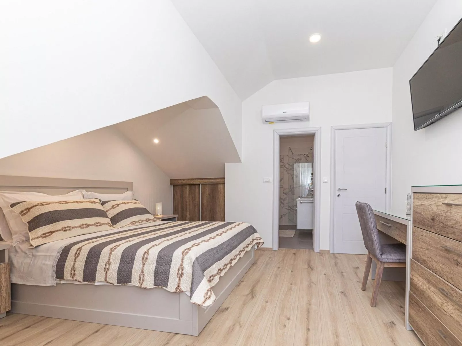 Steinvilla am Strand Nina - EOS CROATIA-Dedans