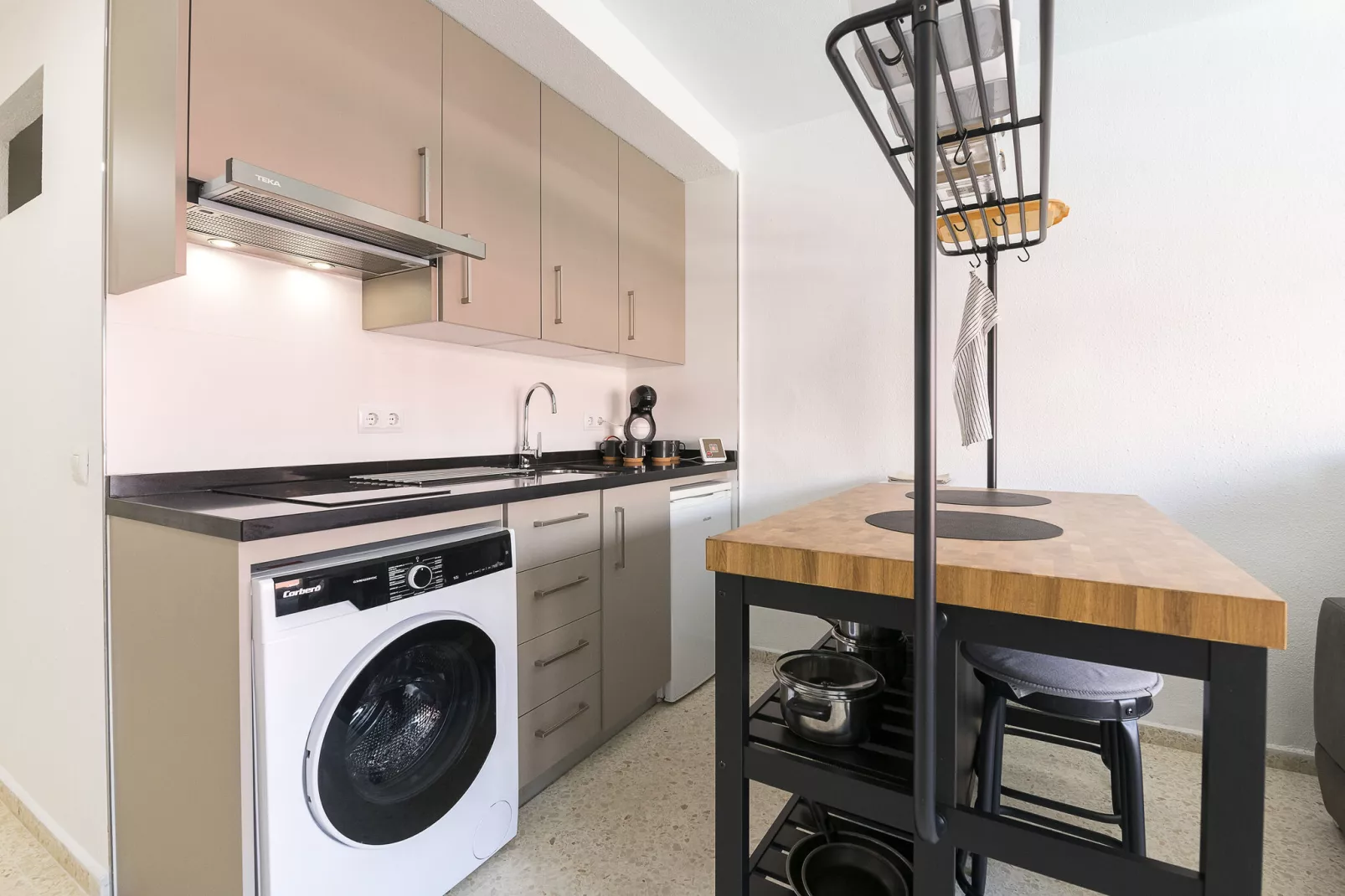 Camarote De Algetares 2-Kitchen
