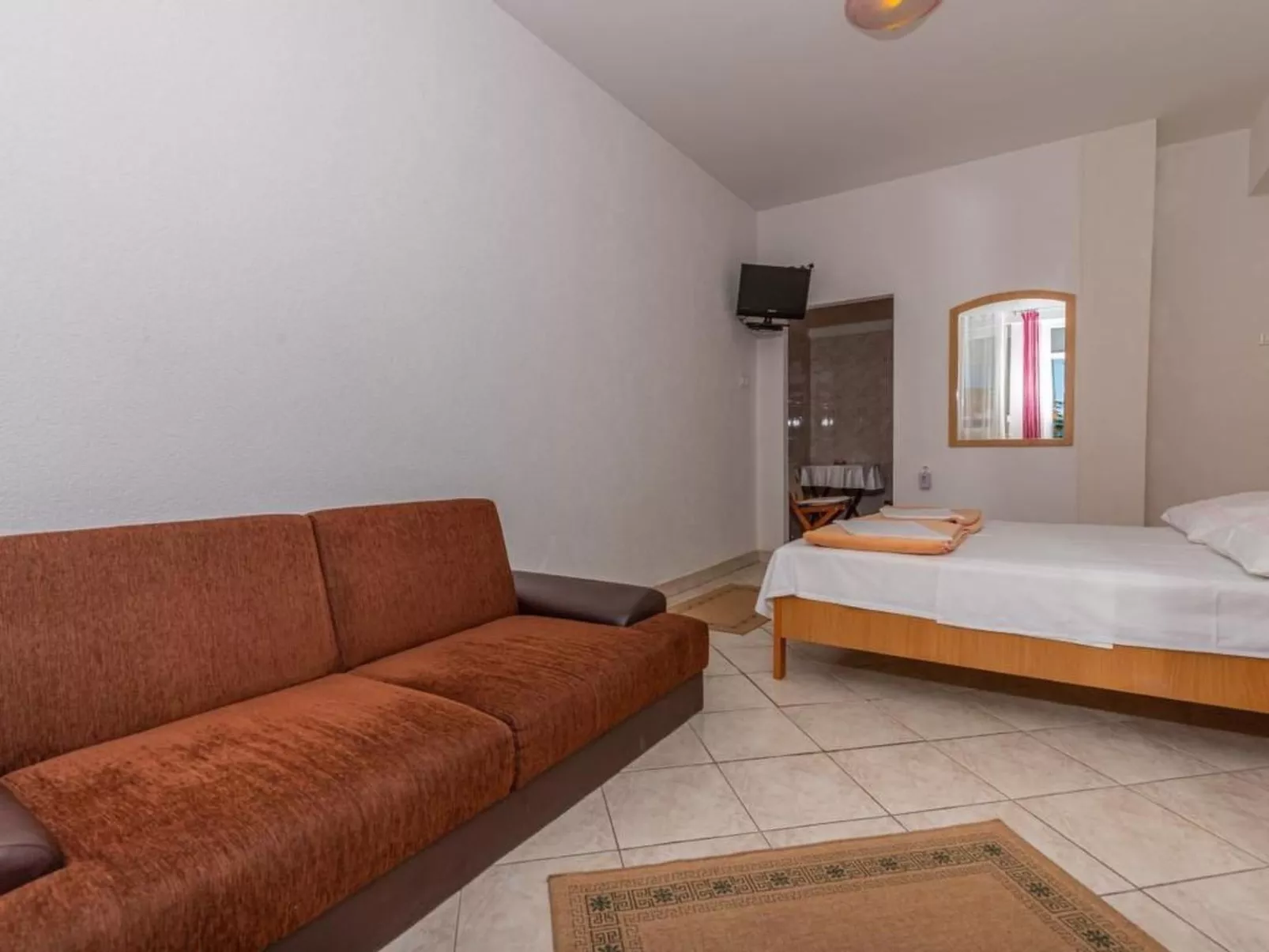 In Dramalj mit Kleiner Terrasse-Dedans