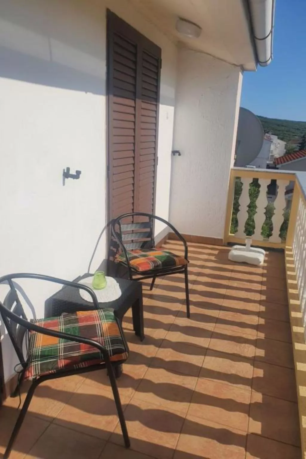 "Nikica" mit Blick auf das Meer-Outside