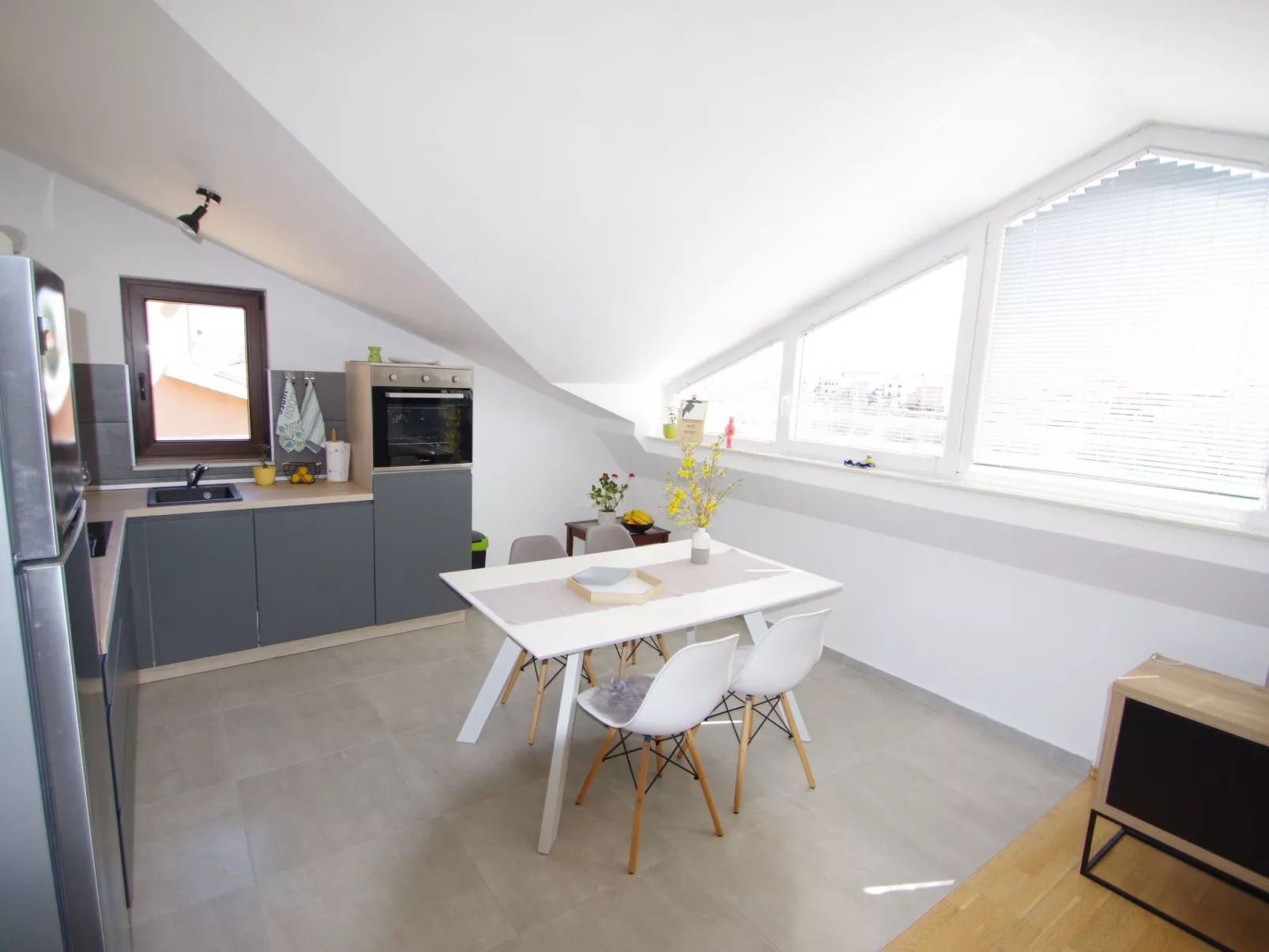 In Valbandon mit schönem Balkon-Dedans