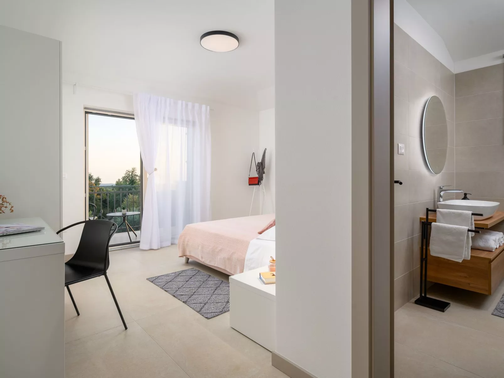 „Villa Natalia“ mit Meerblick-Dedans