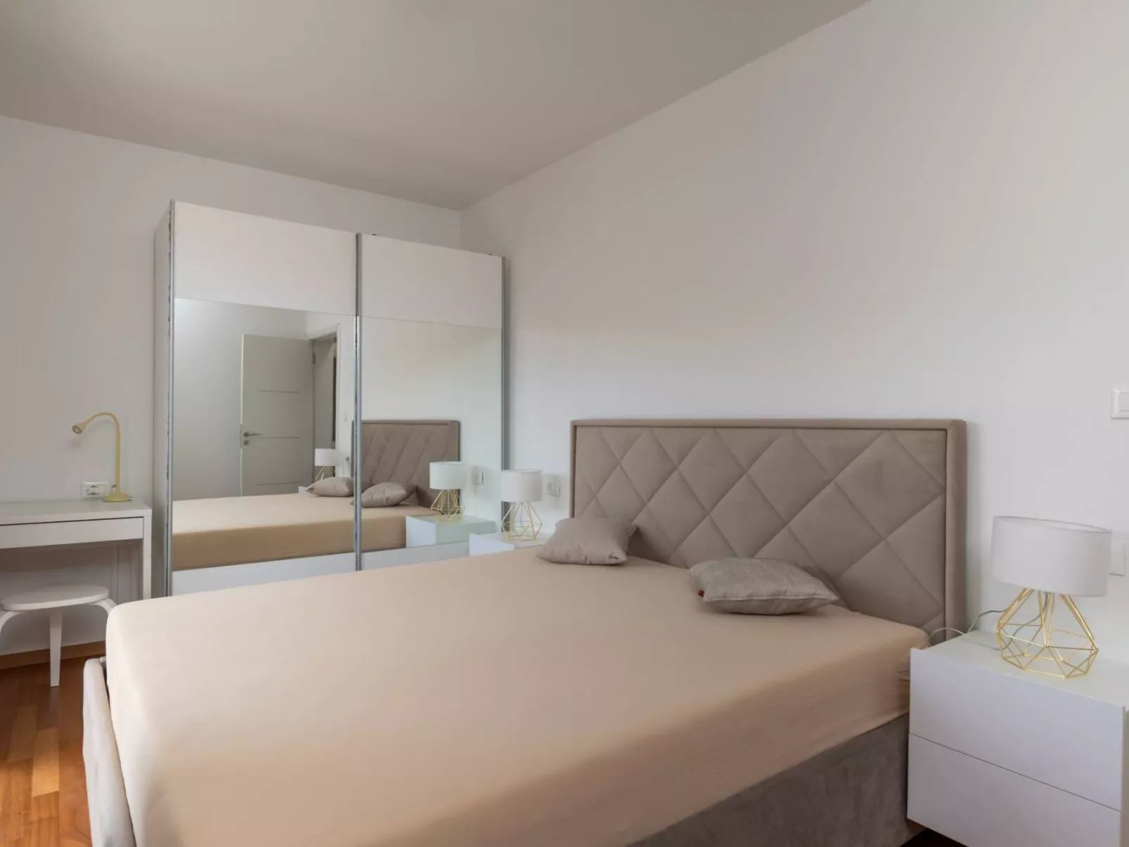 Für 7 Personen und 1 Kind in Vodnjan, Istrien (Istrische Riviera)-Dedans