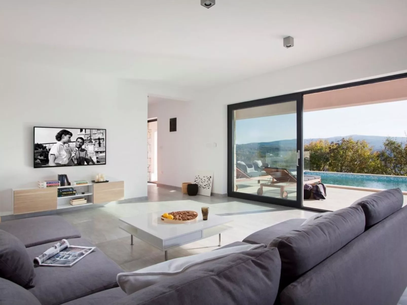 Moderne Villa Arsia mit Pool, gelegen in der Nähe von Labin-Dedans