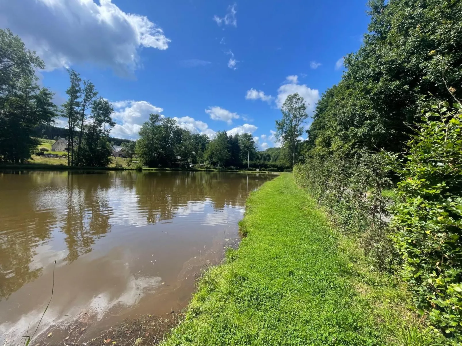 Chalet du pêcheur - Sauna und Hallenbad-Outside