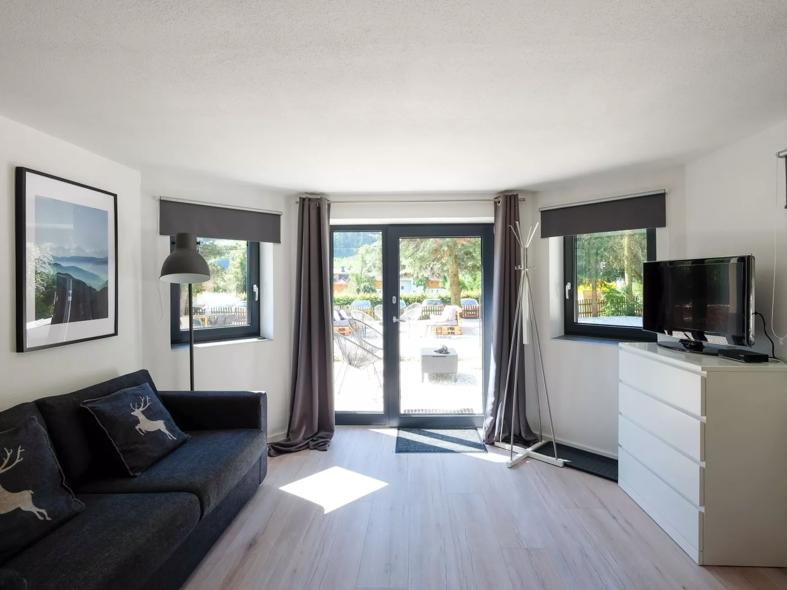 Camelot-Image-tags.info