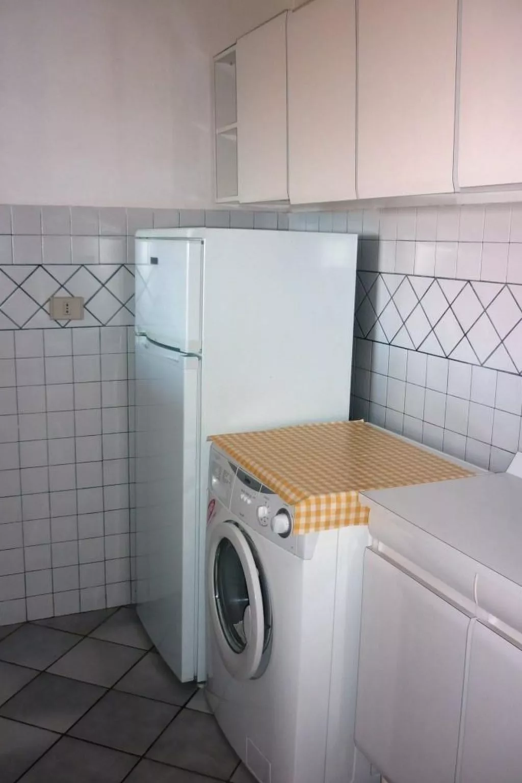 Villetta Trilo Janna-Image-tags.info