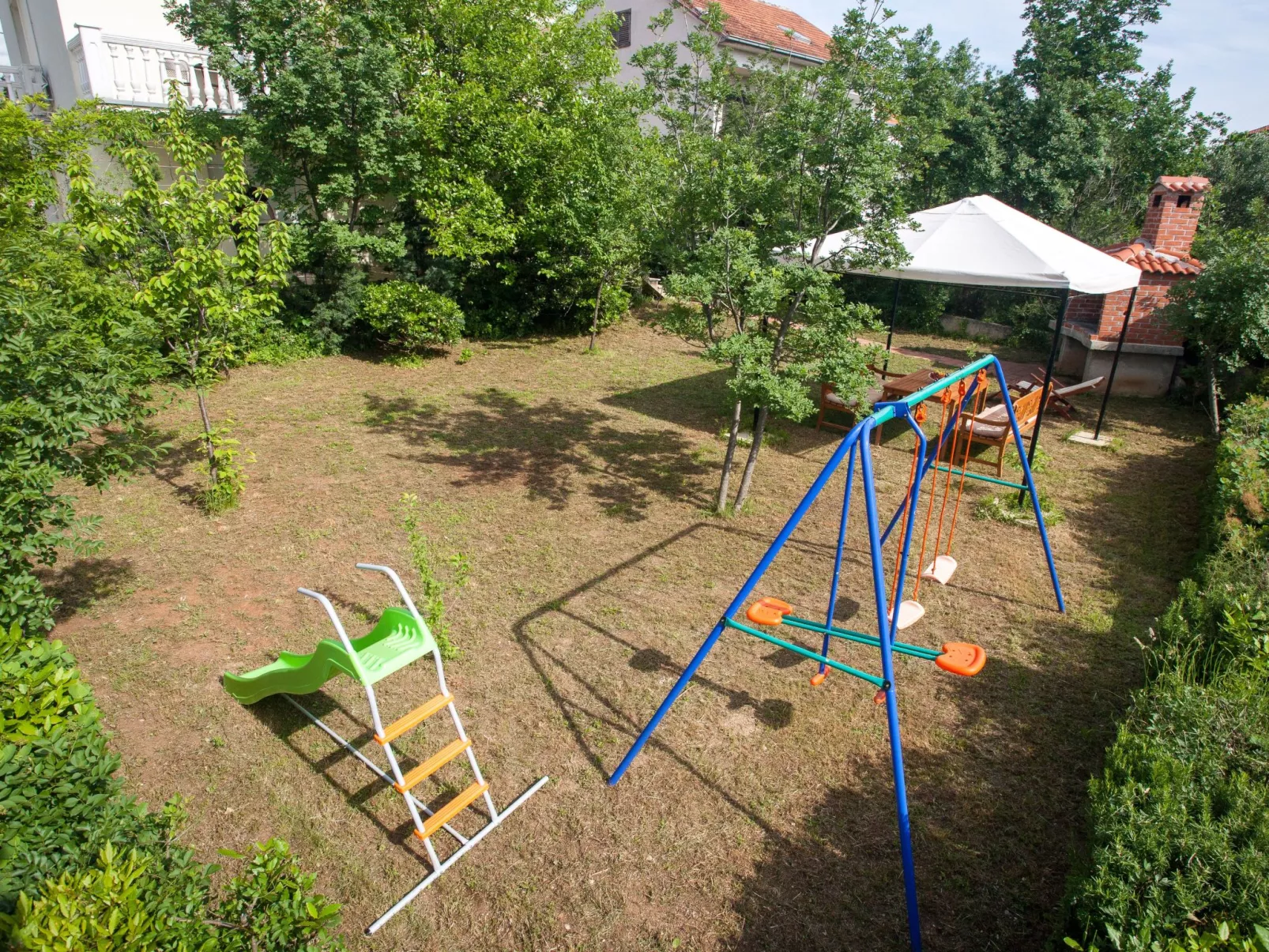 Mit privatem Balkon-Dehors