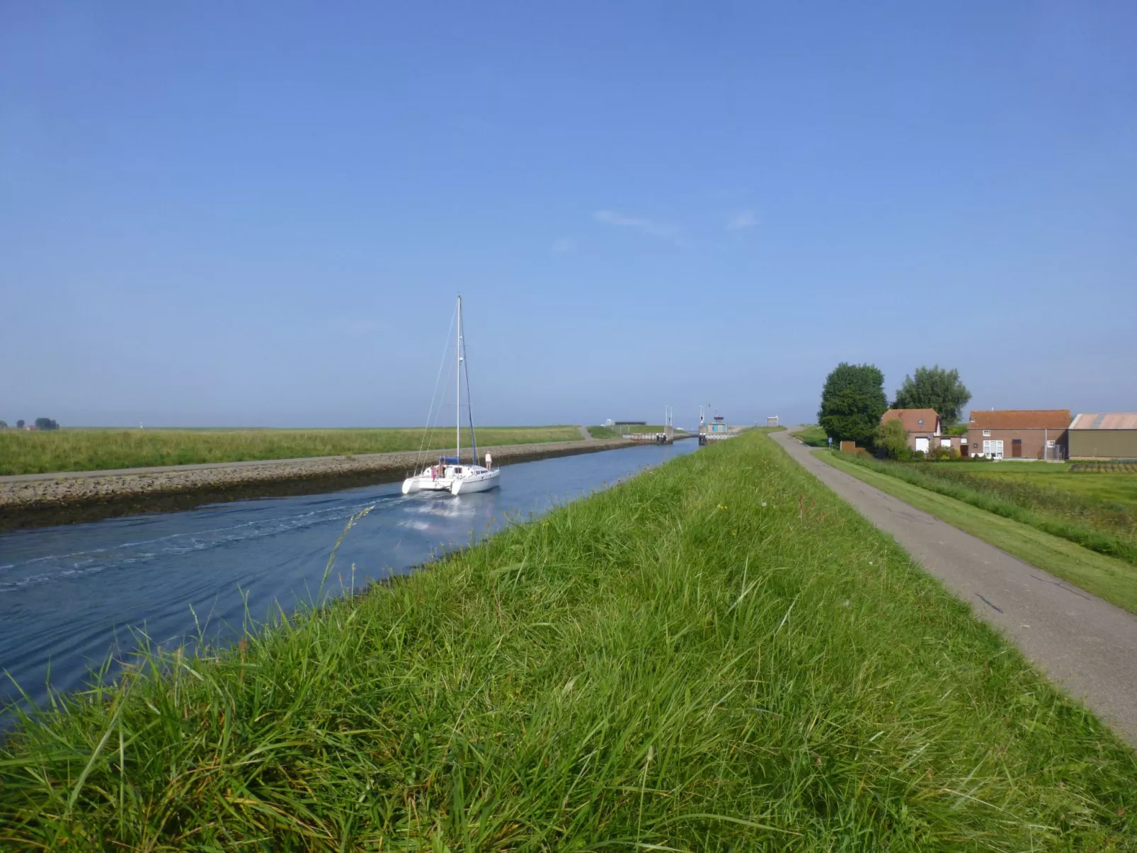 Neuer schöner Bungalow-Outside