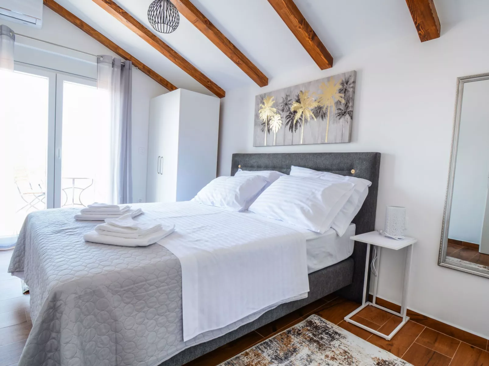 Villa mit beheiztem Pool mit Meerblick - TA Leut Agency-Inside