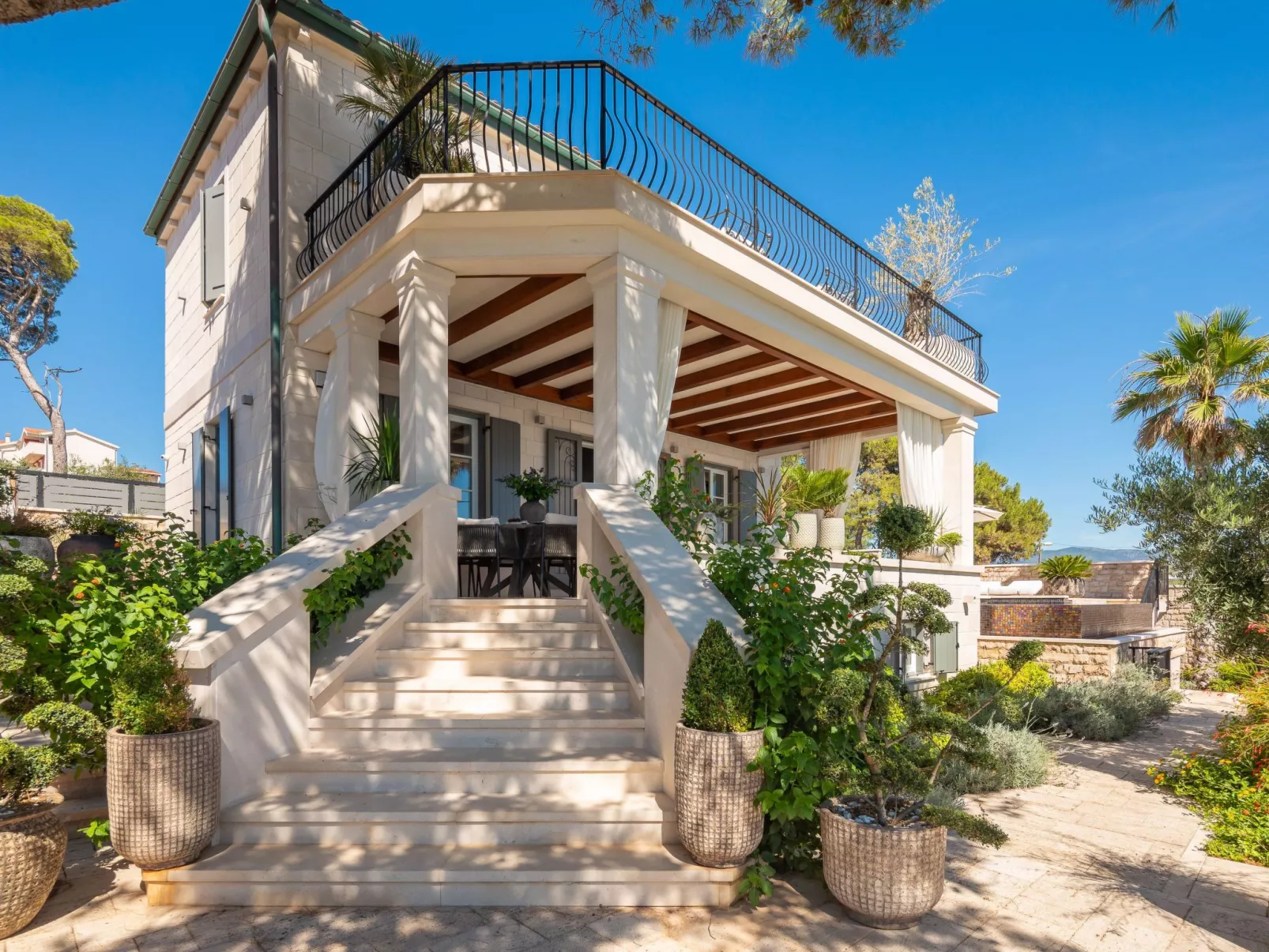 Villa L'orizzonte mit Außenküche in der Nähe von Trogir-Dehors