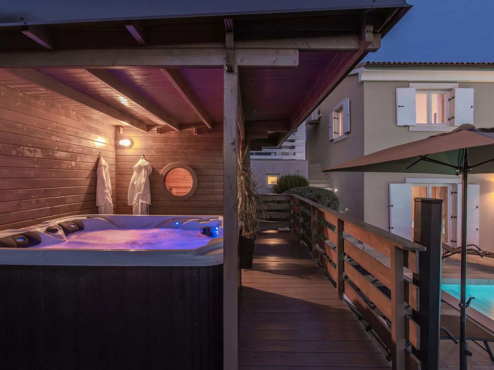 Villa Monet-Draußen